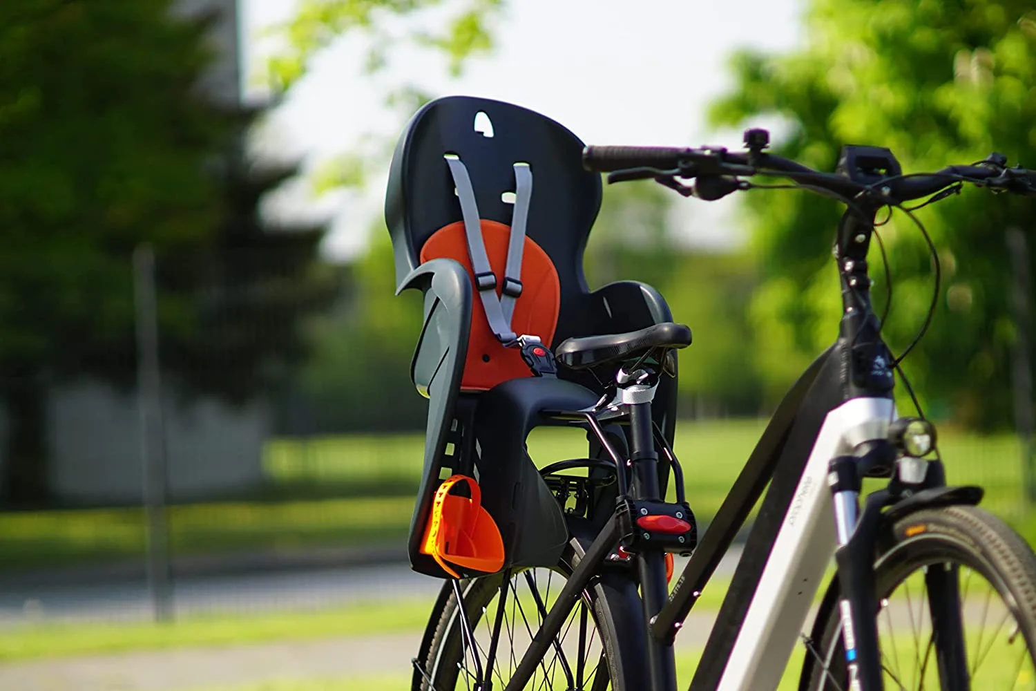 Prophete 5 - Silla Infantil para Bicicleta con cinturón, Color Gris y Naranja